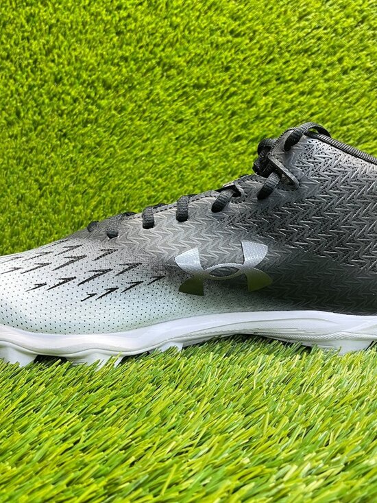 Under Armour Spotlight Franchise RM 4.0 Men Size 13 Black White Football Cleats main image 10